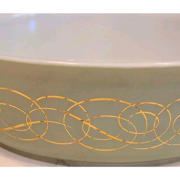 Pyrex 1958 Sage Green w Golden Scroll (045) Casserole 2½ Quart *NO LID | GUC - Picture 16 of 16
